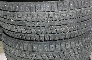 Dunlop SP Winter Ice 01 215/55 R16 H