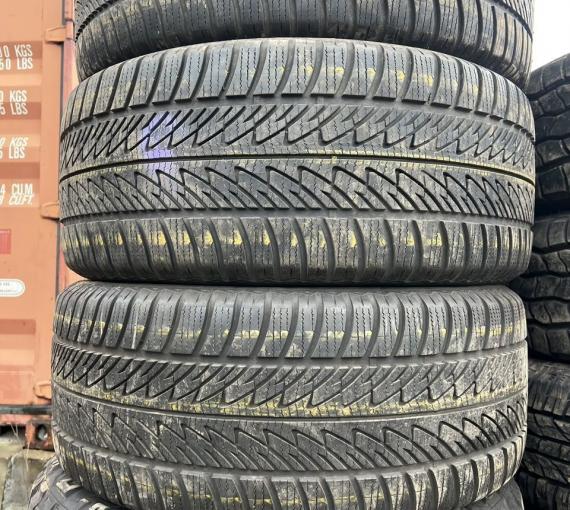 Goodyear UltraGrip 8 Performance 285/45 R20