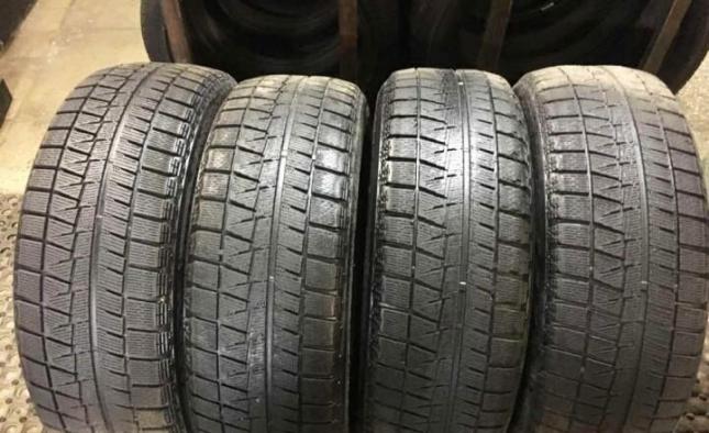 Bridgestone Blizzak Revo GZ 225/55 R17