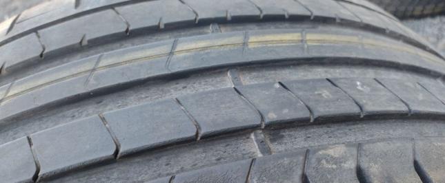 Pirelli P Zero PZ4 285/40 R21 109Y