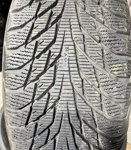 Nokian Tyres Hakkapeliitta R2 285/60 R18