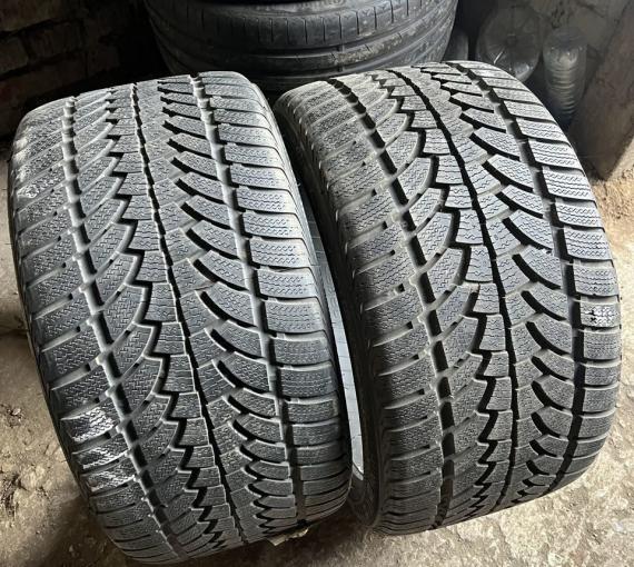 Nokian Tyres WR 295/30 R19