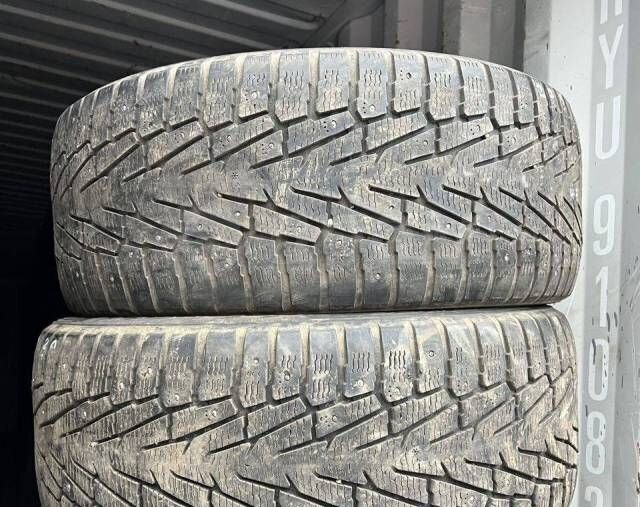 Nokian Tyres Hakkapeliitta 7 275/50 R20
