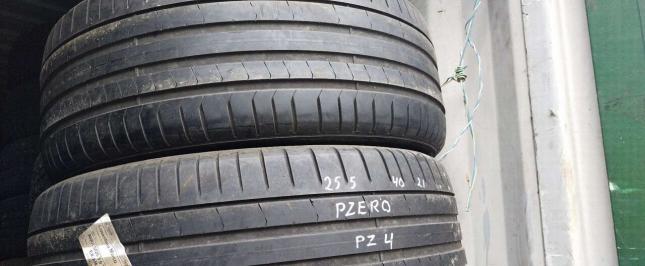 Pirelli P Zero PZ4 255/40 R21 Y