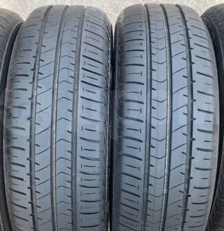 Bridgestone Ecopia NH100 RV 215/60 R17