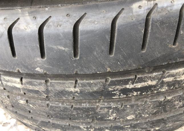 Pirelli P Zero 265/40 R22