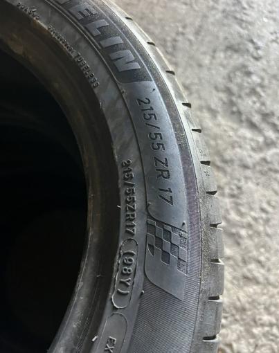 Michelin Pilot Sport 4 215/55 R17