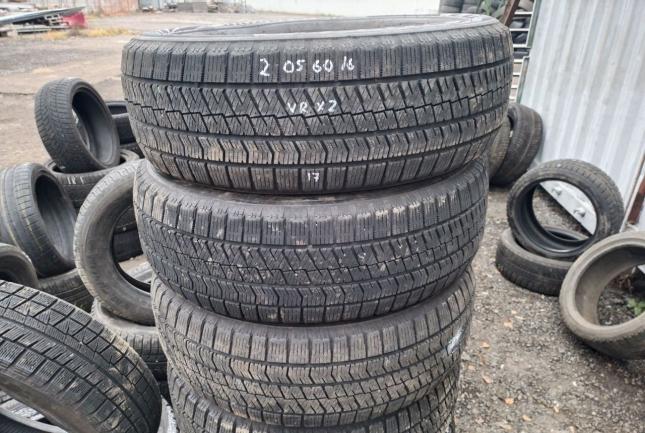 Bridgestone Blizzak VRX2 205/60 R16 92Q