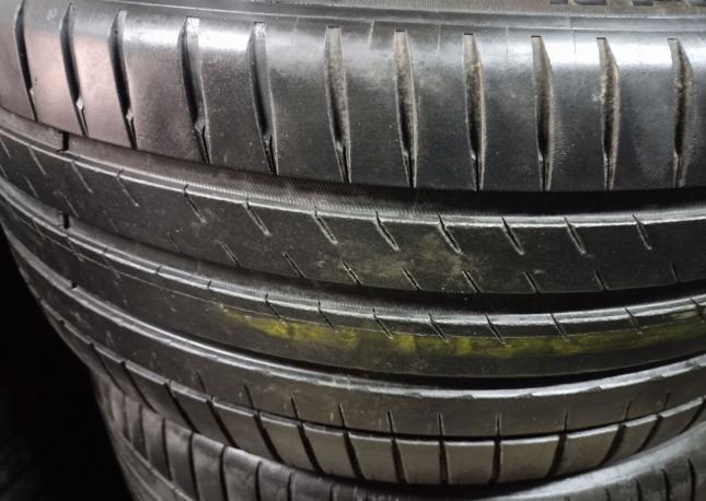 Michelin Pilot Sport EV Acoustic 255/40 R20