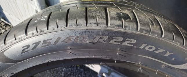 Pirelli P Zero PZ4 275/40 R22