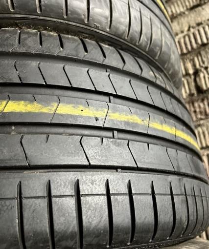 Pirelli P Zero PZ4 255/35 R19