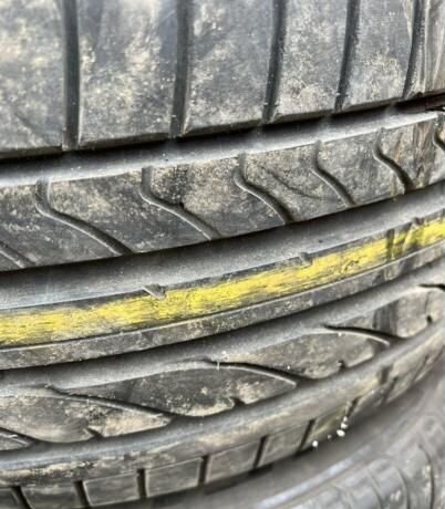 Bridgestone Dueler H/P Sport 255/45 R20