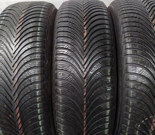 Michelin Alpin 5 215/65 R17