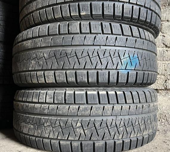 Pirelli Ice Asimmetrico 225/55 R17