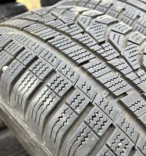Hankook Winter I&#39;Cept Evo2 W320 215/60 R17
