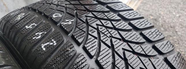 Dunlop SP Winter Sport 4D 245/40 R18