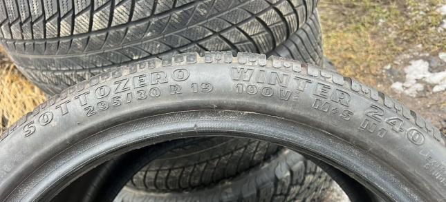 Pirelli Sottozero Winter 240 295/30 R19