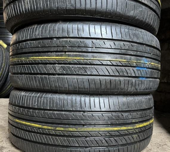 Yokohama Advan dB V552 225/50 R17