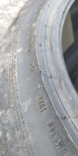 Pirelli P Zero PZ4 275/45 R21