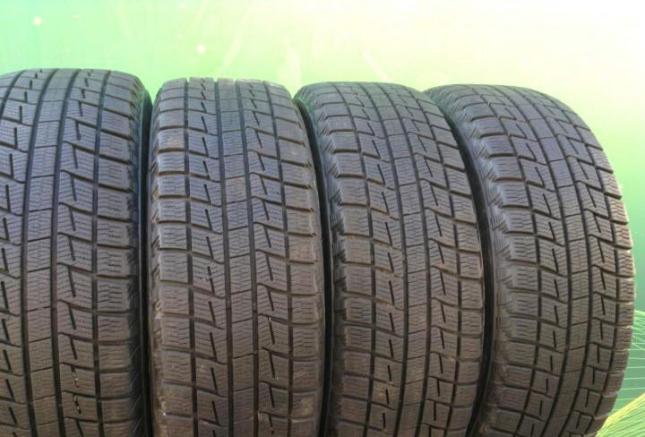 Bridgestone Blizzak Revo1 225/45 R17