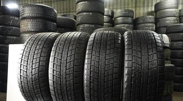 Dunlop SP Winter Maxx WM01 215/60 R17