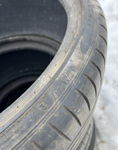 Pirelli P Zero PZ4 275/30 R21