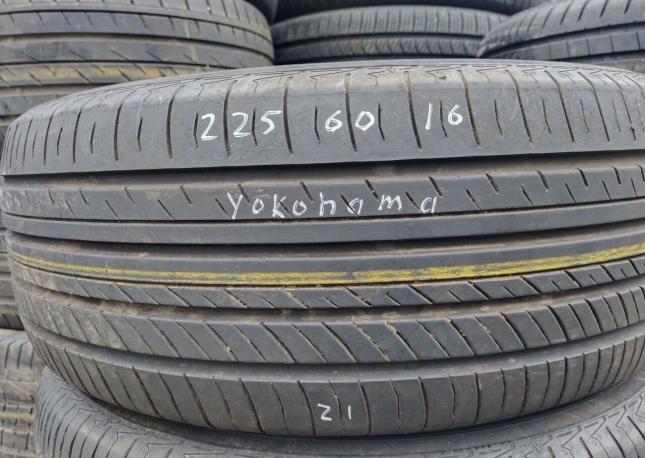 Yokohama Advan dB V552 225/60 R16