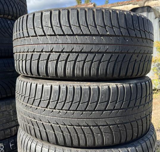 Bridgestone Blizzak LM-001 225/40 R18