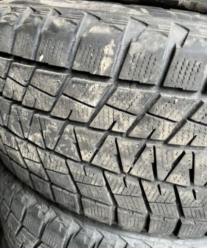 Bridgestone Blizzak DM-V1 285/50 R20
