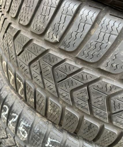 Pirelli Winter Sottozero 3 225/50 R17