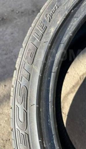 Kumho Ecsta LE Sport KU39 255/45 R18