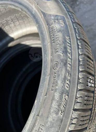 Pirelli Winter Sottozero 210 Serie II 235/50 R19