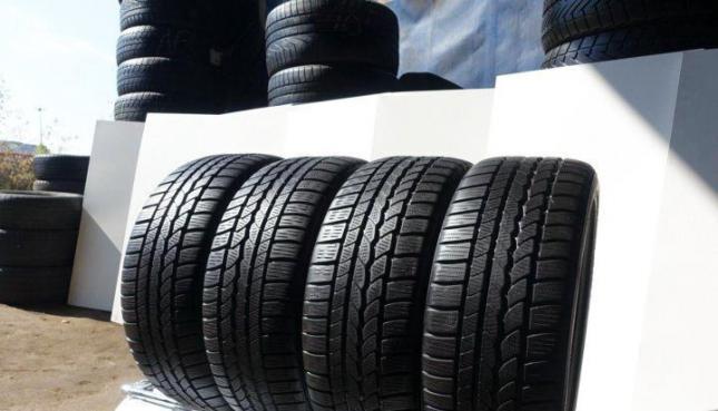 Continental ContiWinterContact TS 830 P 225/45 R19