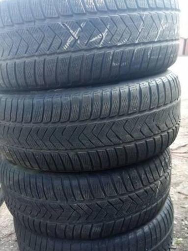 Pirelli Winter Sottozero 3 245/45 R19