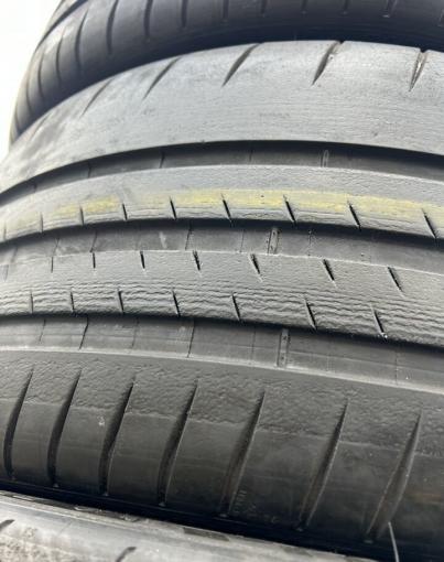 Michelin Pilot Sport Cup 2 245/35 R20 и 305/30 R20