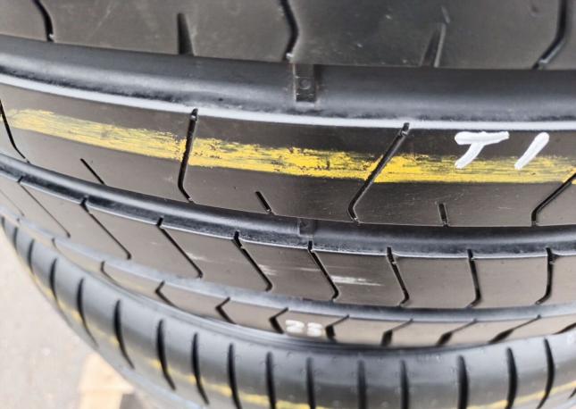 Pirelli P Zero PZ4 275/35 R21