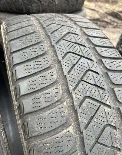 Pirelli Winter Sottozero 3 215/45 R17