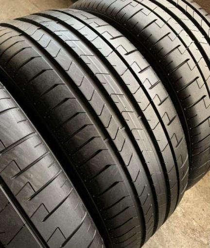 Pirelli P Zero PZ4 315/35 R21