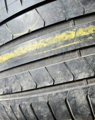 Pirelli P Zero PZ4 265/35 R21 и 305/30 R21