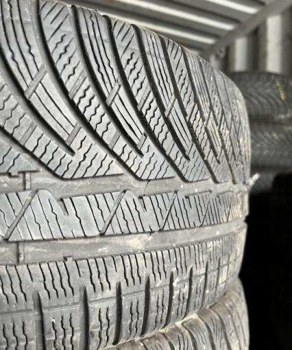 Michelin Pilot Alpin 4 225/40 R18