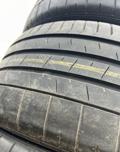 Pirelli P Zero PZ4 265/35 R20