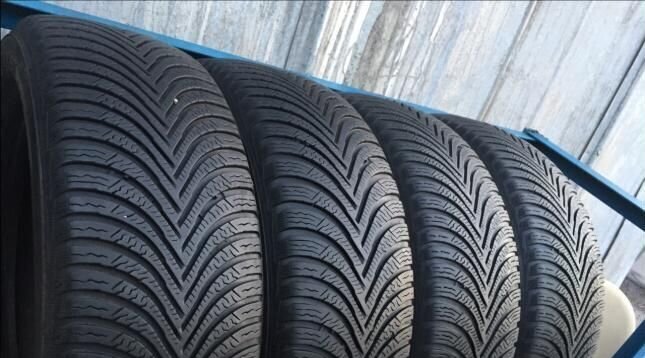 Michelin Pilot Alpin 5 225/55 R17 H