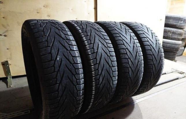 Nokian Tyres Hakkapeliitta R 255/55 R18