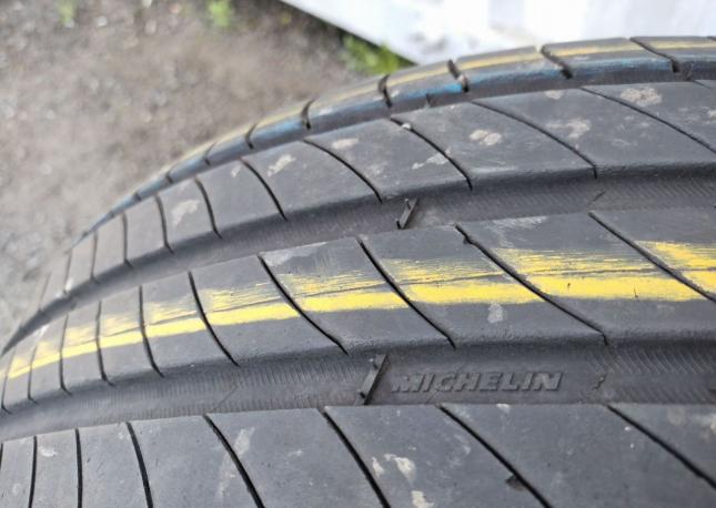 Michelin Primacy 4 235/55 R19