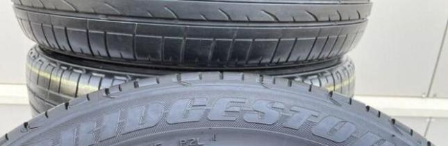 Bridgestone Dueler H/P Sport 225/60 R18