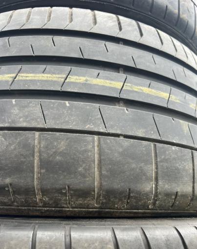 Pirelli P Zero PZ4 265/35 R20