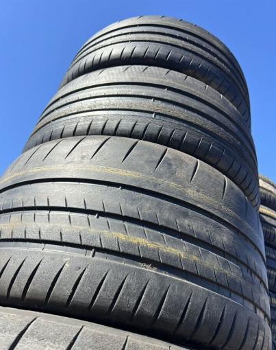 Michelin Pilot Sport Cup 2 245/35 R20 и 305/30 R20