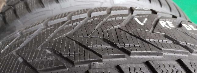 Vredestein Wintrac Xtreme S 225/55 R18 V