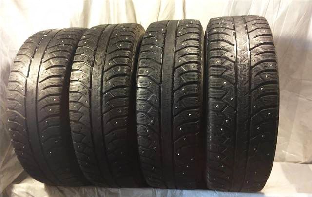 Bridgestone Ice Cruiser 7000 205/60 R16