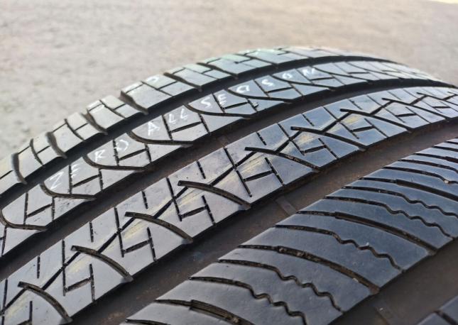 Pirelli Scorpion All Season SF2 285/35 R22